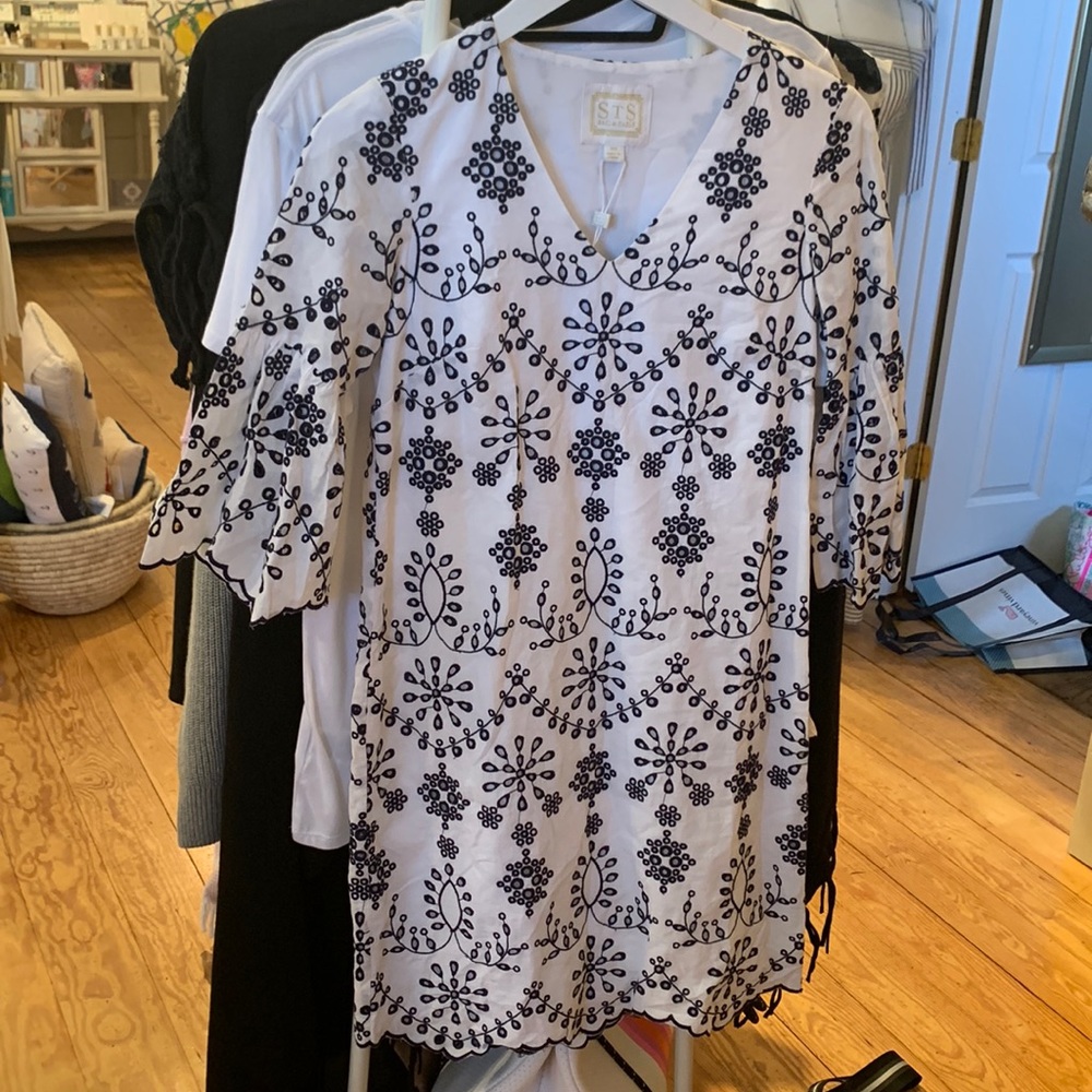 Nwt sail to sable Cotton eyelet dress